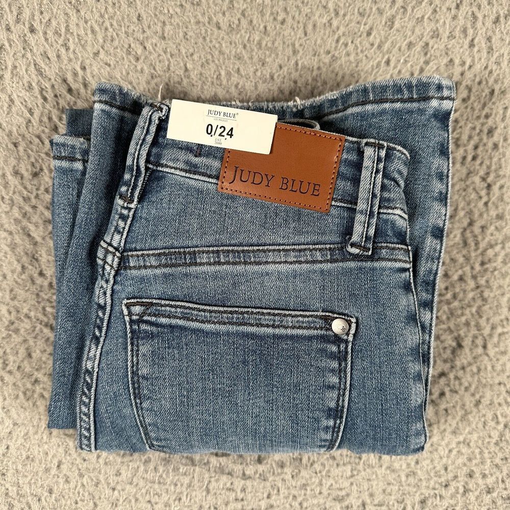Judy Blue Jeans Women's 0/24 Blue Wide Leg Crop High Waist New With Tags